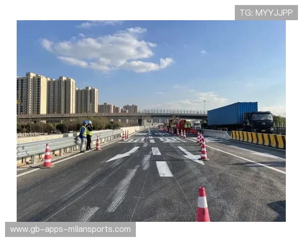 上海申花高速渗透再次冲击禁区